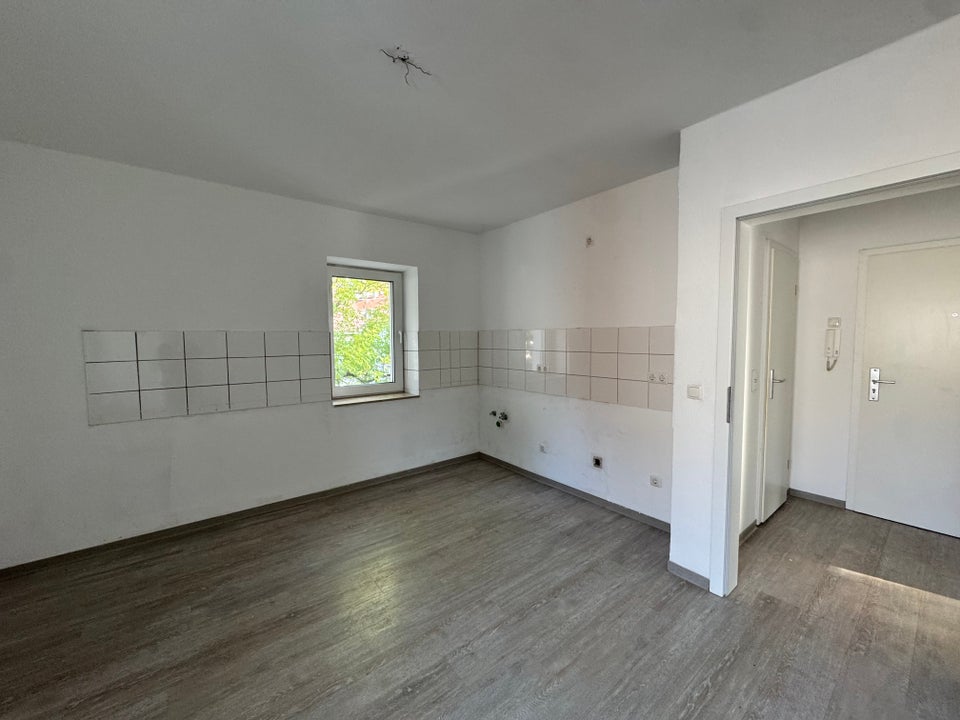 bezugsfertige, zentrale 2-Zi-Wohnung in modernisiertem Haus - Photo 2