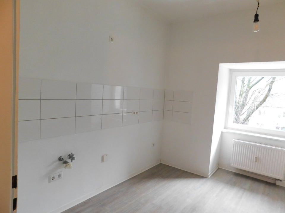 Hier hat jeder Platz: günstig geschnittene 3-Zi.-Wohnung - Photo 2