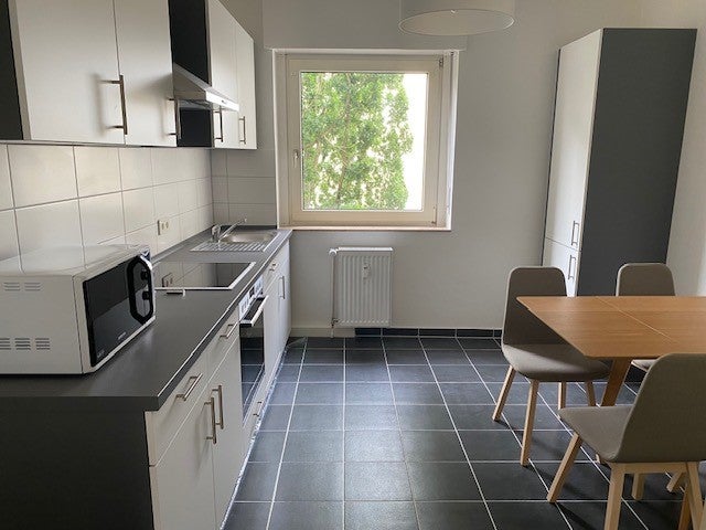 Möblierte 2 Zimmerwohnung - Photo 3