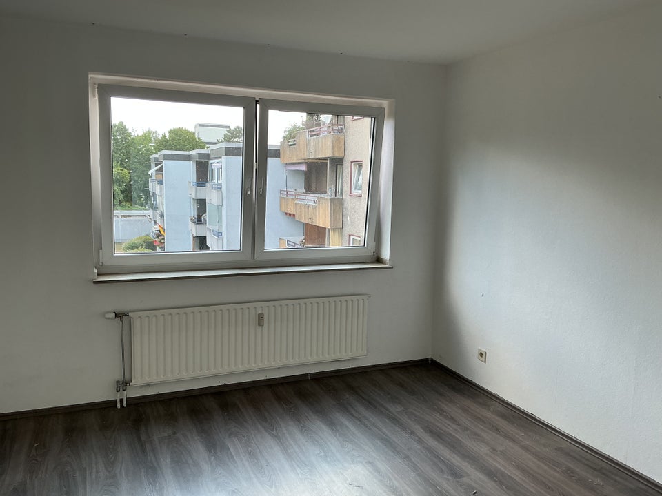Hier findet jeder seinen Platz: geräumige 2-Zi.-Wohnung mit Duschbad - Foto 4