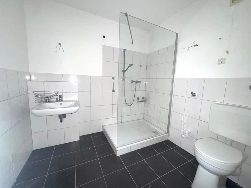 Helle 2-Zimmer-Wohnung mit Balkon – ideal für Paare und Singles - Photo 3