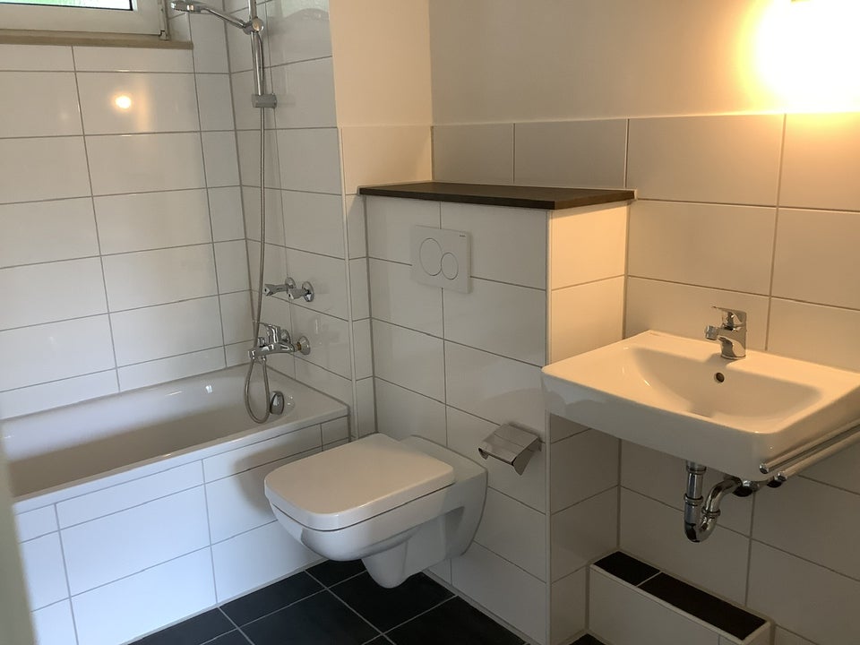 Schöner Wohnen: weitläufige 3-Zimmer-Wohnung - Offene Besichtigung! - Foto 2