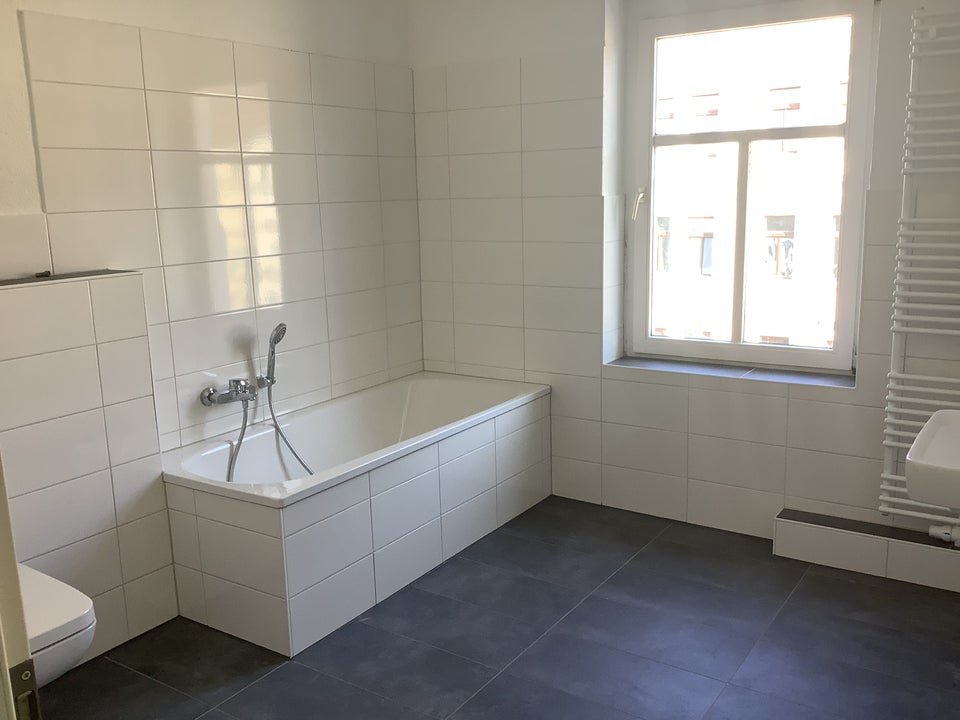 neu sanierte Wohnung sucht Mieter - Photo 1