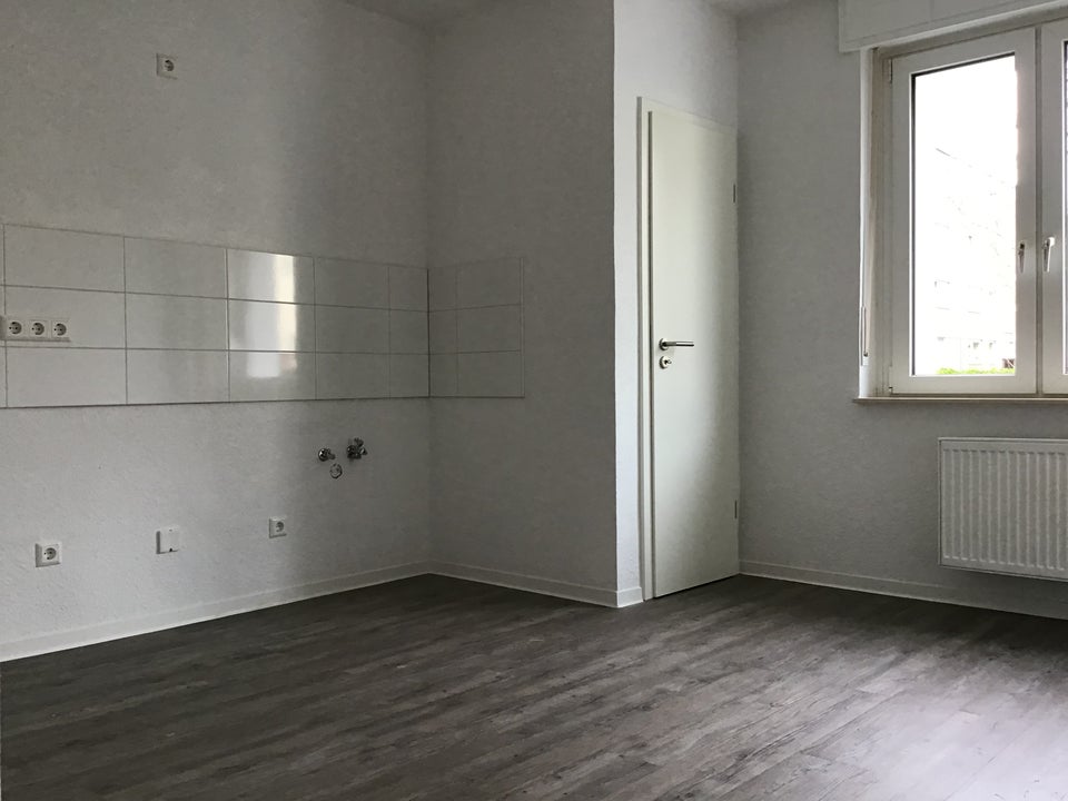 Charmante Stadtwohnung mir Balkon ins Grüne! - Photo 1