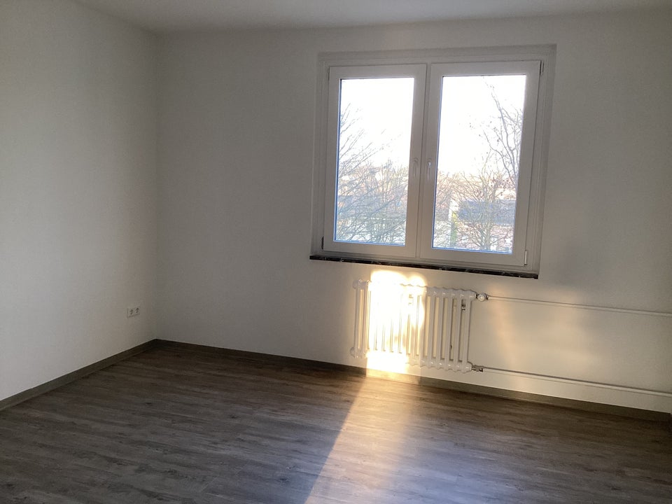 Willkommen Zuhause: gemütliche 3-Zimmer-Wohnung mit Balkon - Photo 2