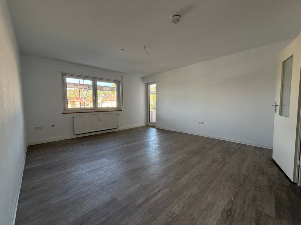Moderne 3-Zimmer-Wohnung – Gepflegtes Objekt in bester Lage mit Bahnhofsnähe - Foto 1