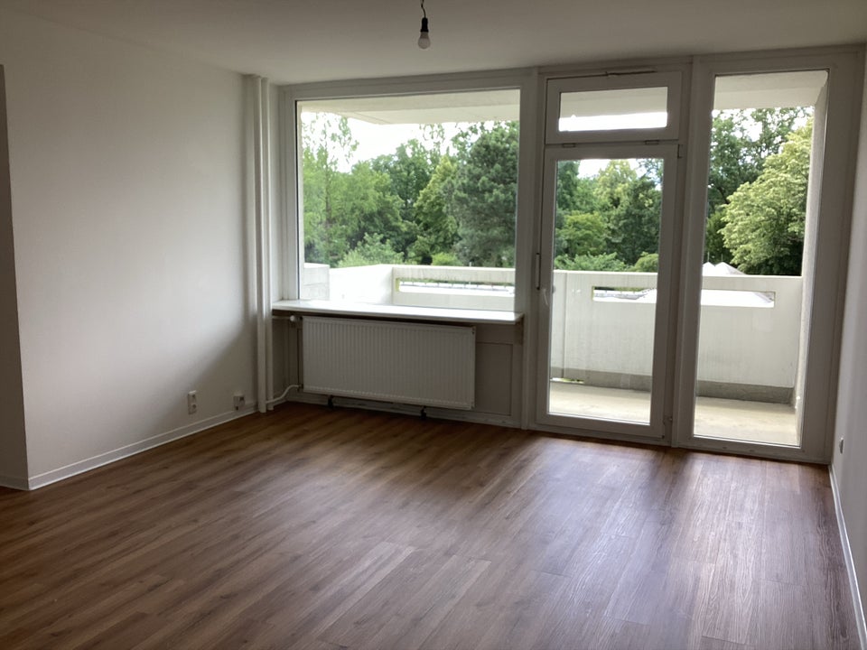 Sanierte 3-Zimmerwohnung mit Balkon - Photo 2