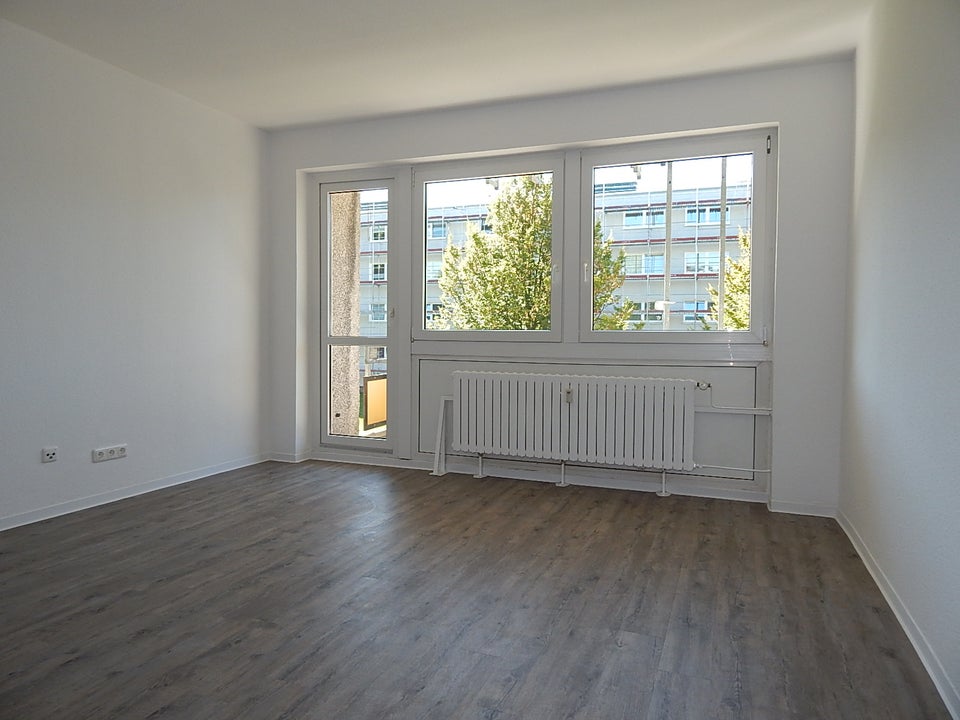 Schöne 3,5 ZImmerwohnung im 2. OG mit Balkon - Foto 5