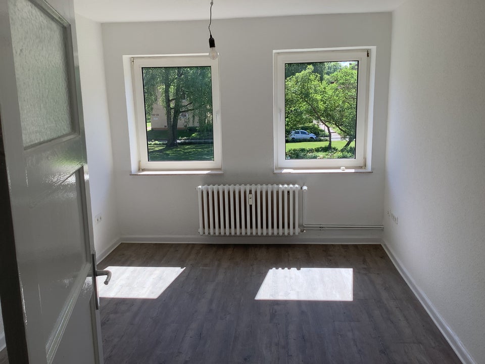 Sanierte Wohnung zum günstigen Mietpreis! - Foto 3