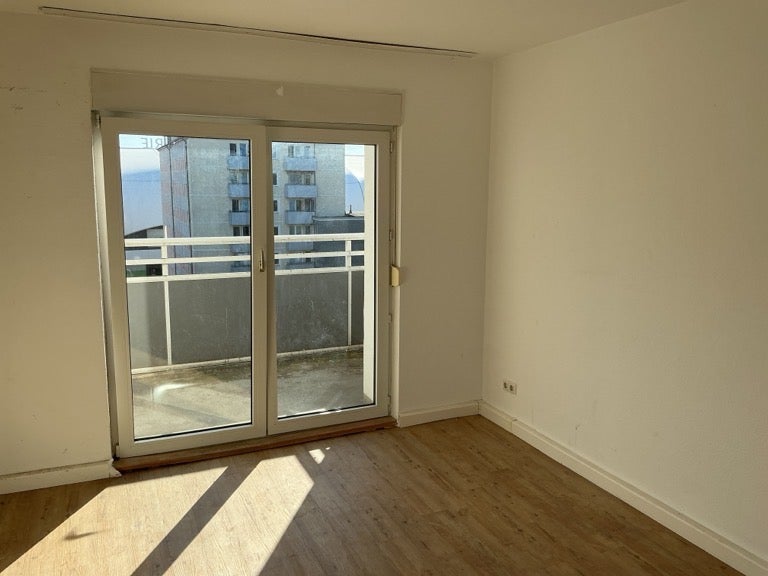 Schöne 3-Zimmer-Wohnung in zentraler Lage ! - Photo 1