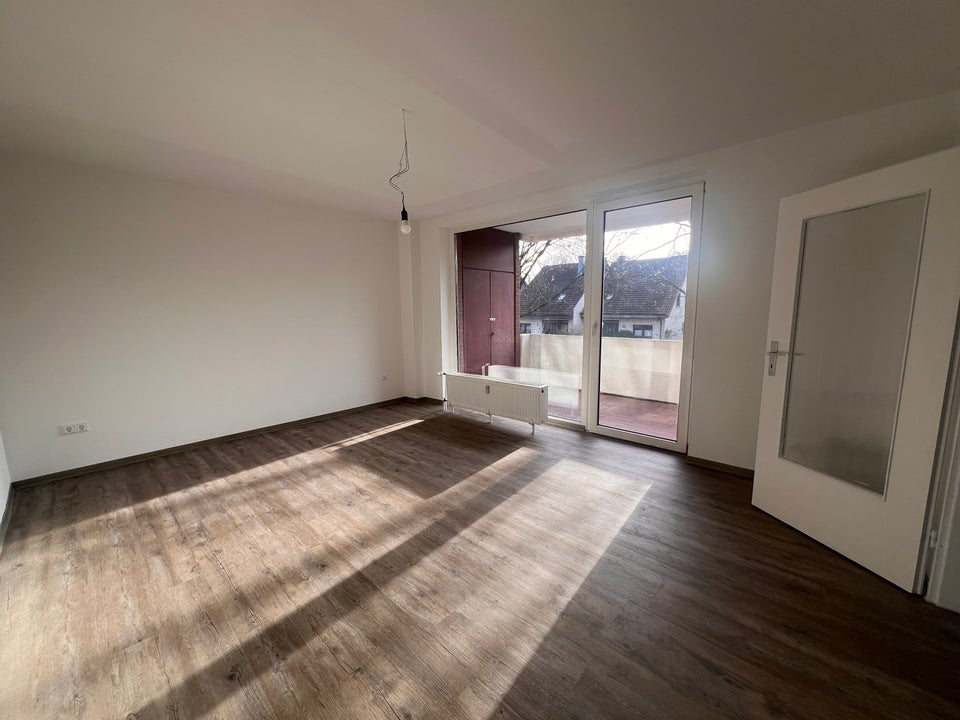 Renovierte 3-Raum-Wohnung frei! - Foto 1