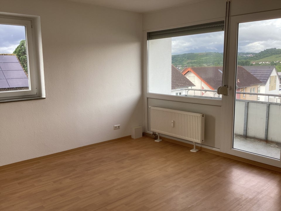 Gemütliches Zuhause mit Balkon und Tageslichtbad - Photo 2