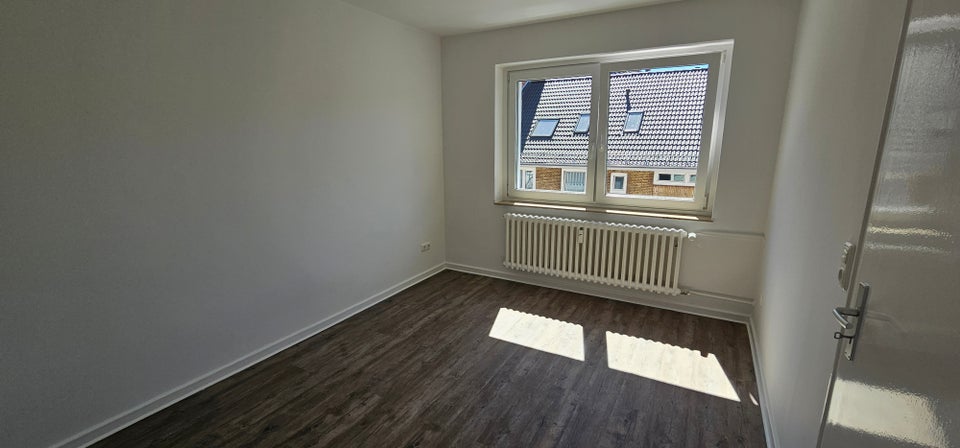 Endlich Zuhause: frisch sanierte 3-Zimmer-Wohnung - Photo 4