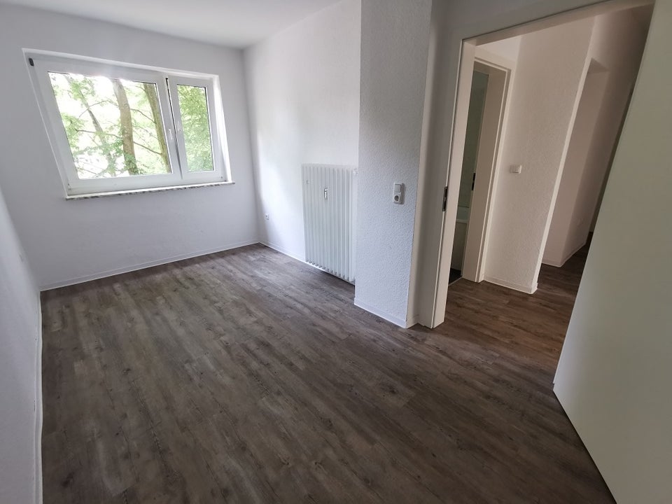 Wir modernisieren* für Sie in 2025! Geräumige 3 Zimmer Wohnung in ruhiger Lage - Photo 3