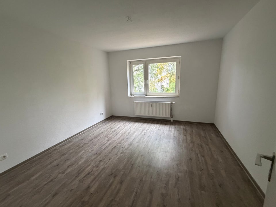 Attraktiv! Individuelle und geräumige 2-Zimmer-Wohnung - Foto 2