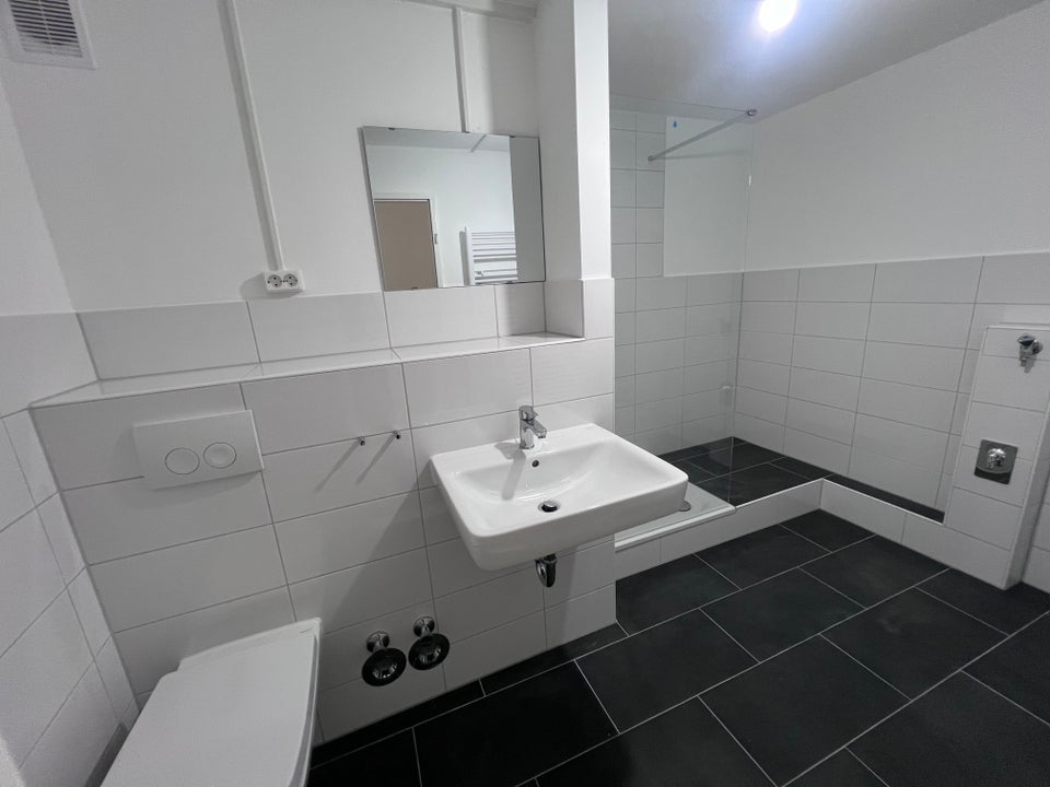 Geräumige 3-Zimmerwohnung am Sahlkamp-Markt - Foto 4