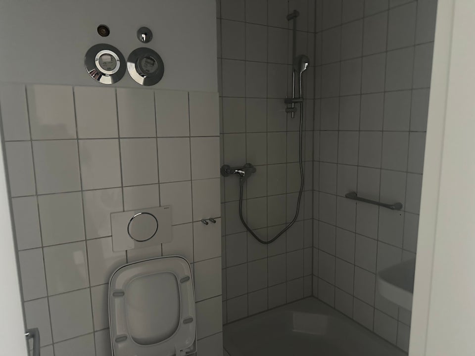 Helle Wohnung mit Balkon - Foto 2