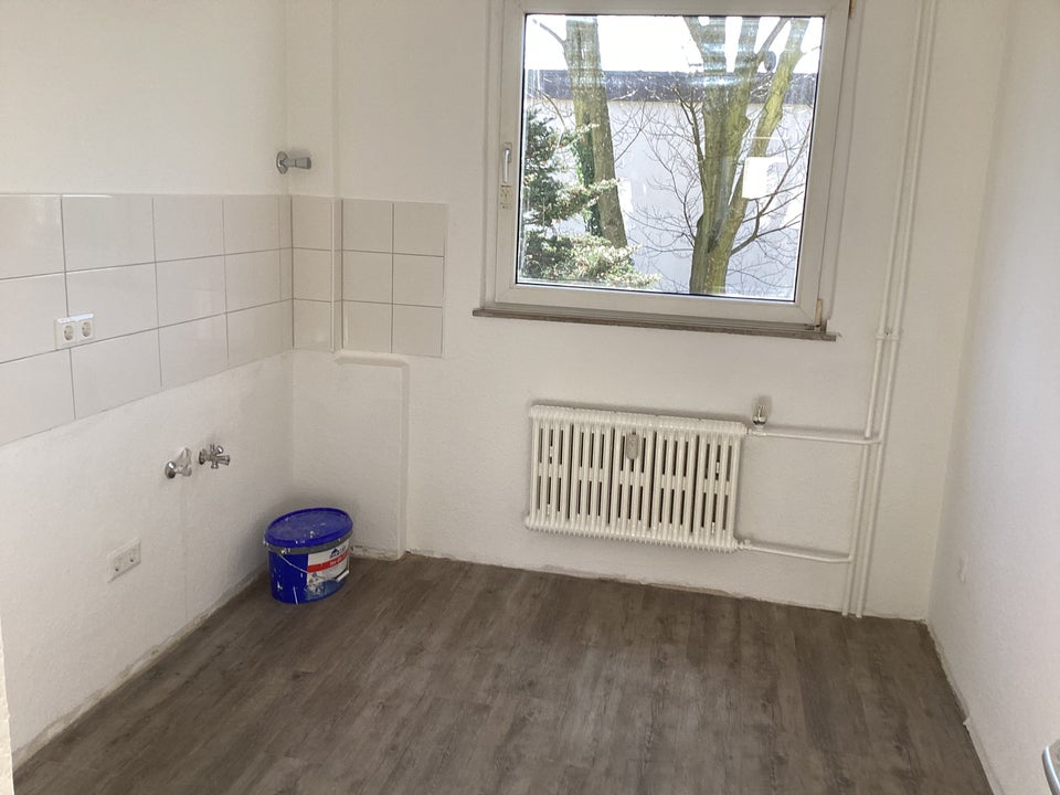 Umzug gefällig? - attraktive 2-Zi.-Whg. mit Balkon - Photo 1