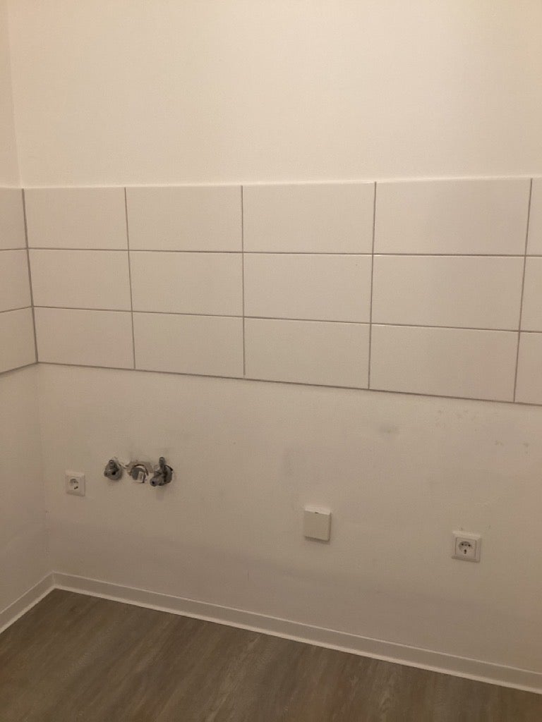 Ab dem sofort: 1-Zimmer-Wohnung in bester Lage, direkt an der Oper - Foto 1