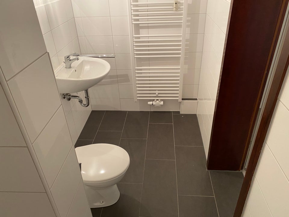 Schöne Wohnung sucht Mieter: Bezugsfertige 2-Zimmer Wohnung - Foto 3