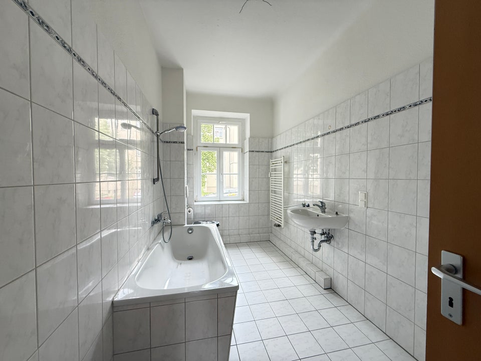 Sofort verfügbare 2 Zimmer Wohnung im Herzen von Lindenthal! - Foto 3