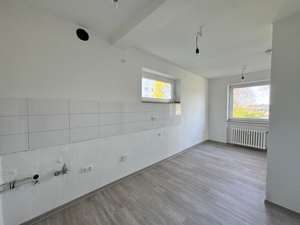 tolle, großzügige 3,5-Zimmer-Wohnung in ruhiger Lage - Foto 2