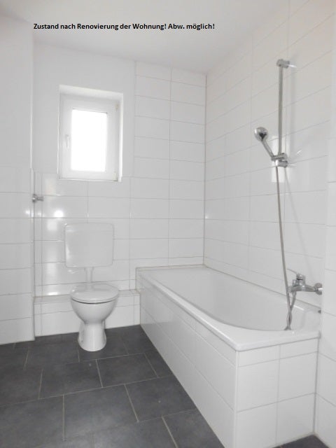 ***Top sanierte 3-Zimmer-Erdgeschosswohnung mit Balkon in ruhiger Lage*** - Photo 2