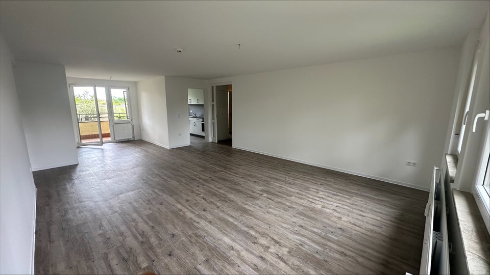 So viele Highlights! 3,5 Zimmer mit Balkon - Foto 2