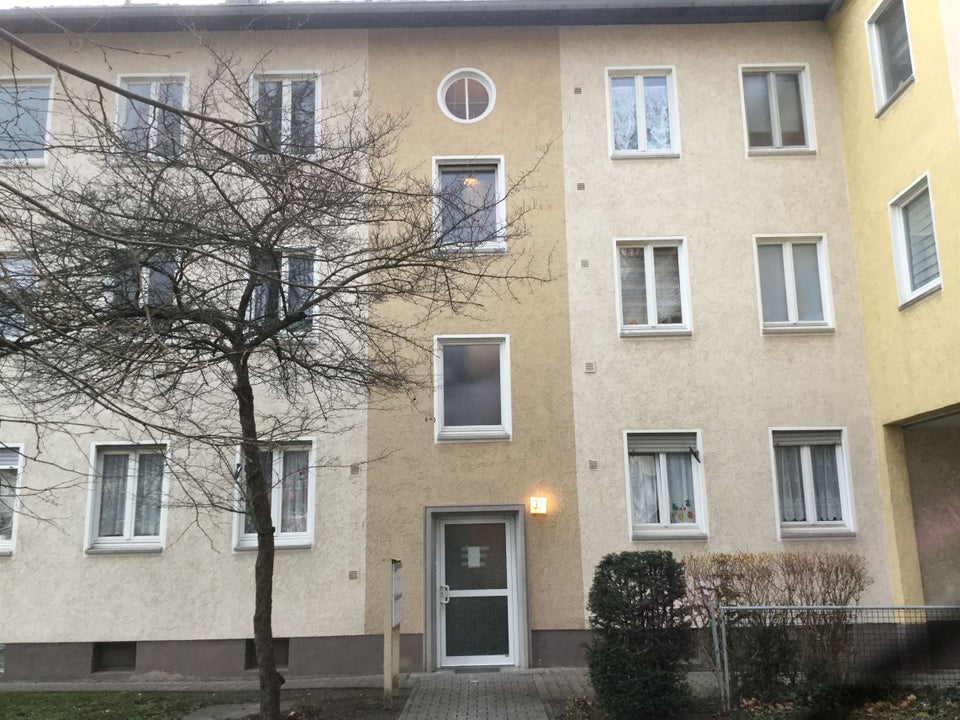Sanierte 3 Zimmerwohnung mit Balkon - Photo 1