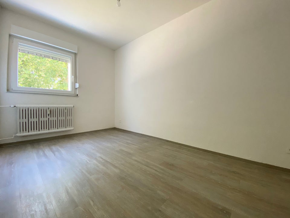 FRISCH renovierte 3-Zimmer im Erdgeschoss mit Dusche! - Foto 3