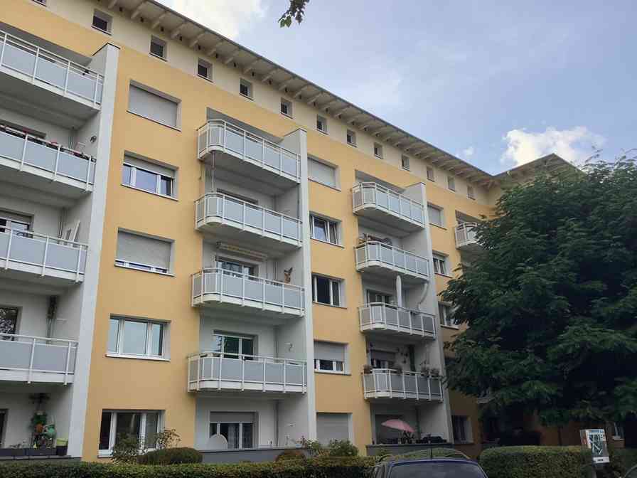 Charmante, frisch sanierte 2-Zimmer-Citywohnung mit Balkon in zentraler Lage - Photo 2