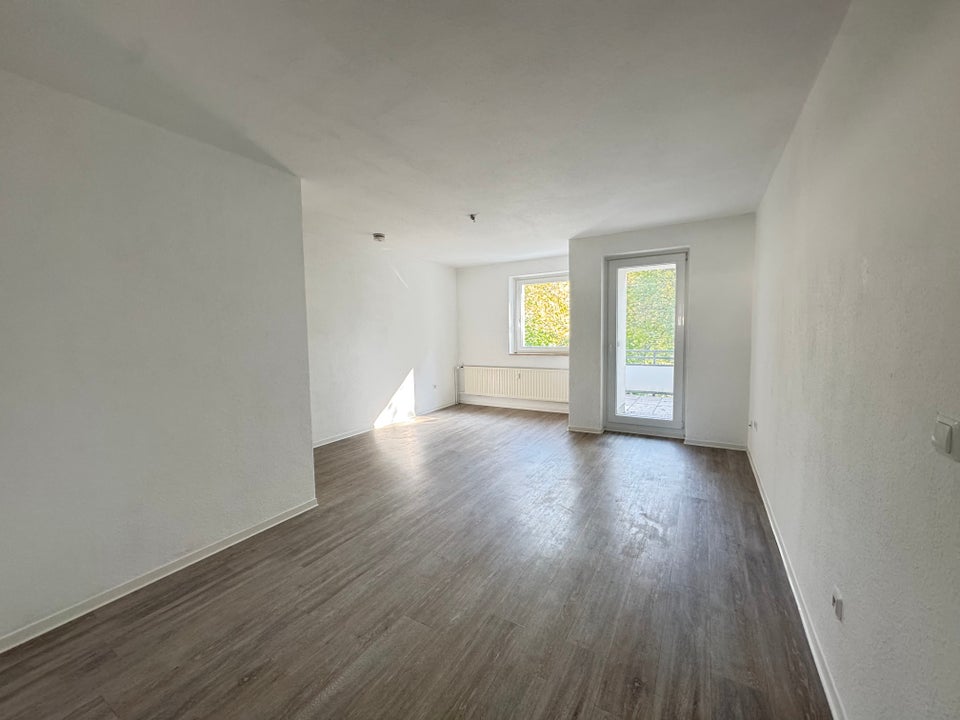 Attraktive 2-Zimmer-Wohnung mit Balkon & Wohlfühlcharakter - Photo 1