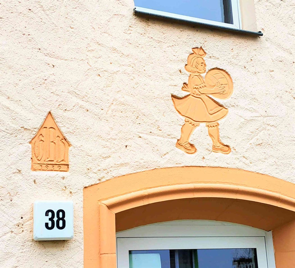 Schöne 2-Zimmer-Wohnung mit Balkon in ruhiger Lage! - Foto 2