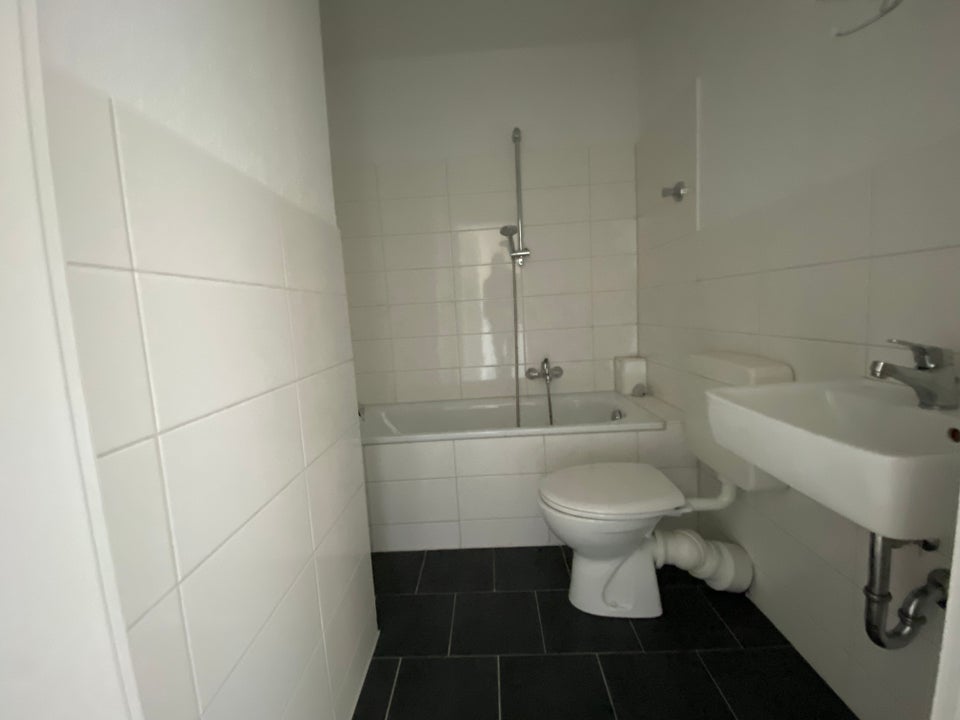 Hoch hinaus - renovierte 2,5 Zimmer Wohnung - Foto 3