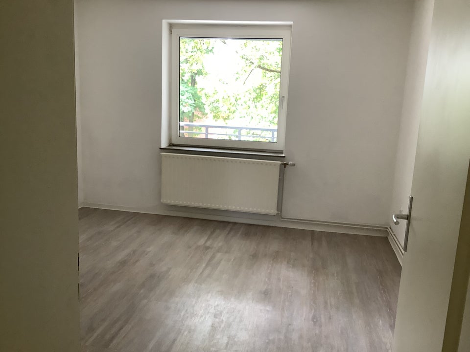 Endlich Zuhause: individuelle 2-Zimmer-Wohnung modernisiert - Foto 2