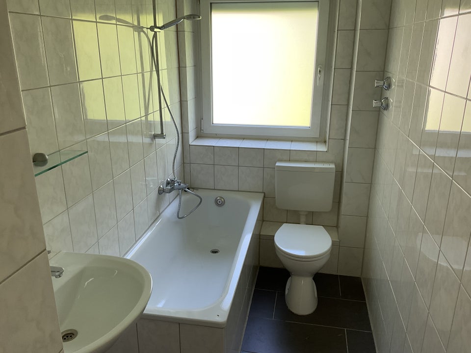 Bezugsfertige 3-Zimmer-Wohnung in Schwerte-Westhofen! - Foto 2