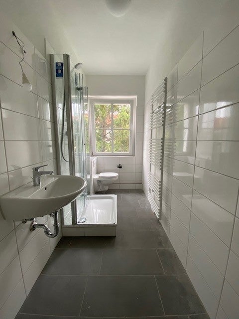 Top-Wohnung, Top-Lage für Studenten und Azubis. - Photo 2