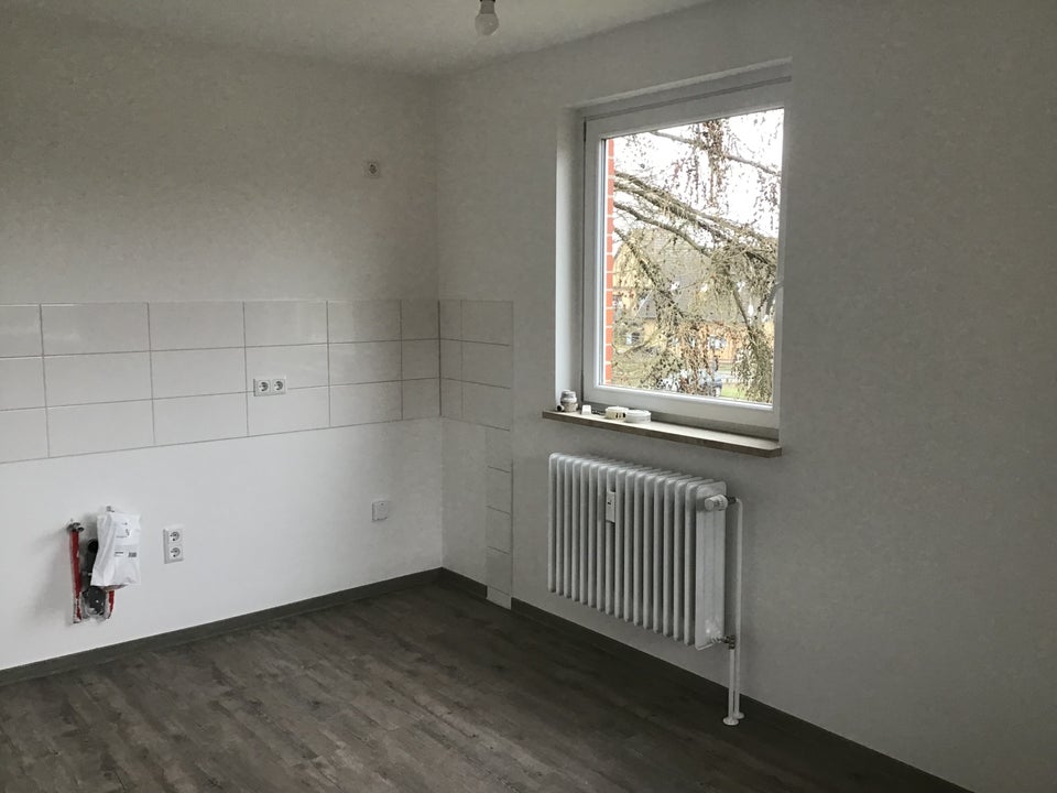 Ihr neues Zuhause: sanierte 1,5-Zimmer-Single-Wohnung mit Balkon - Foto 3