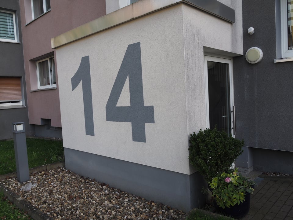 Stop! Weitläufige 3-Zimmer-Wohnung - Photo 5