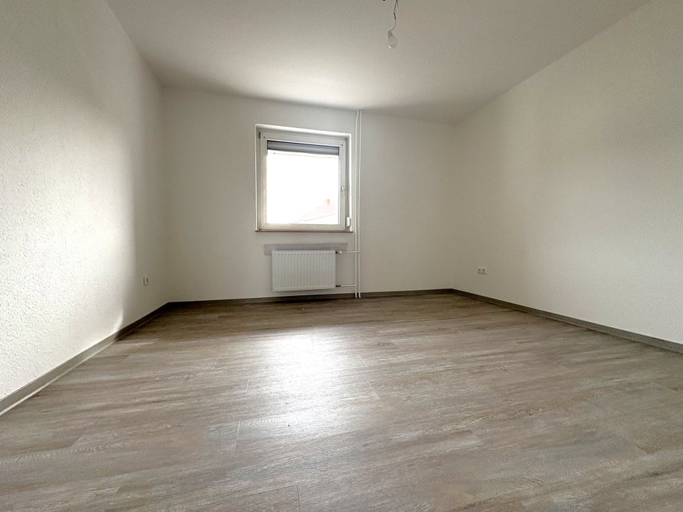 Frisch renovierte 3-Zimmer Wohnung mit Dusche - Foto 4