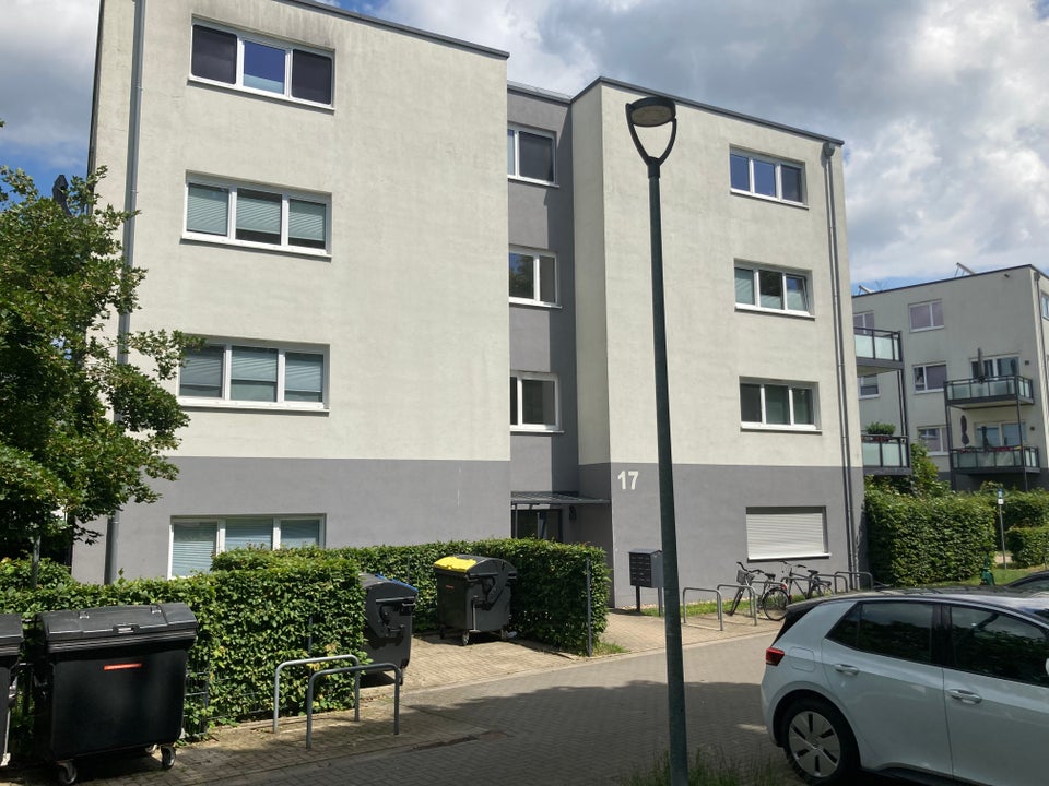 Preisgünstige und ansprechende 4,5-Zimmer-Wohnung - Foto 5