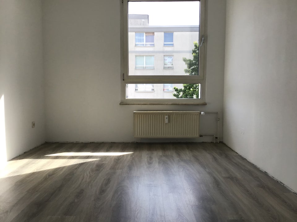 Charmante 3-Raum-Wohnung mit Balkon zur Hofseite! - Photo 5