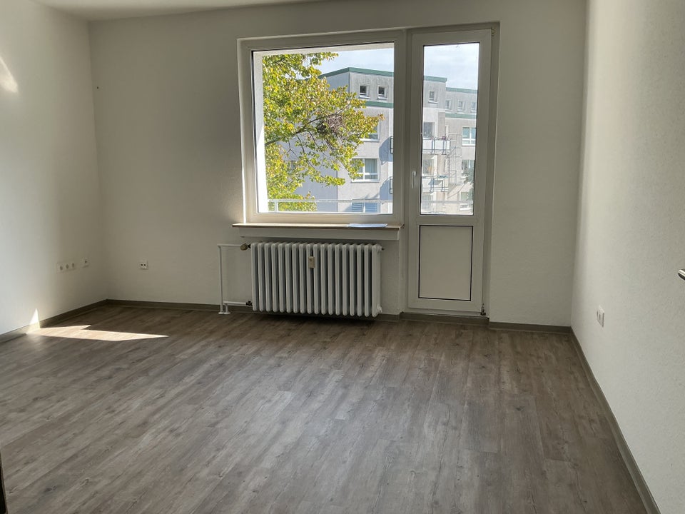 Die gefällt mir: günstige 3-Zimmer-Wohnung - Foto 1