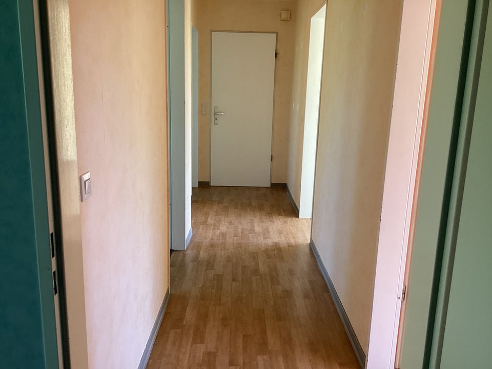 Willkommen Zuhause: frisch renovierte 3-Zimmer-Wohnung mit Ausblick! - Foto 5