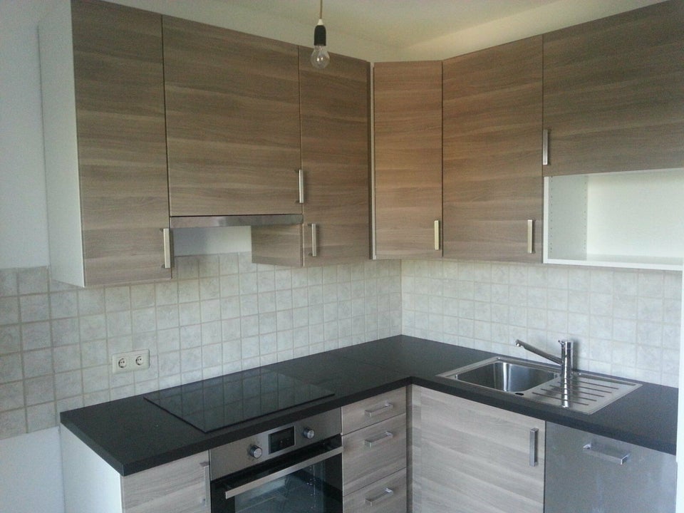 Hübsche 2 Zimmer Wohnung mit Einbauküche! - Photo 1