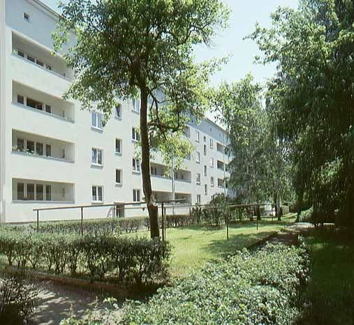 Schöne 3 Raumwohnung in zentraler Lage- wir renovieren für Sie! - Foto 1