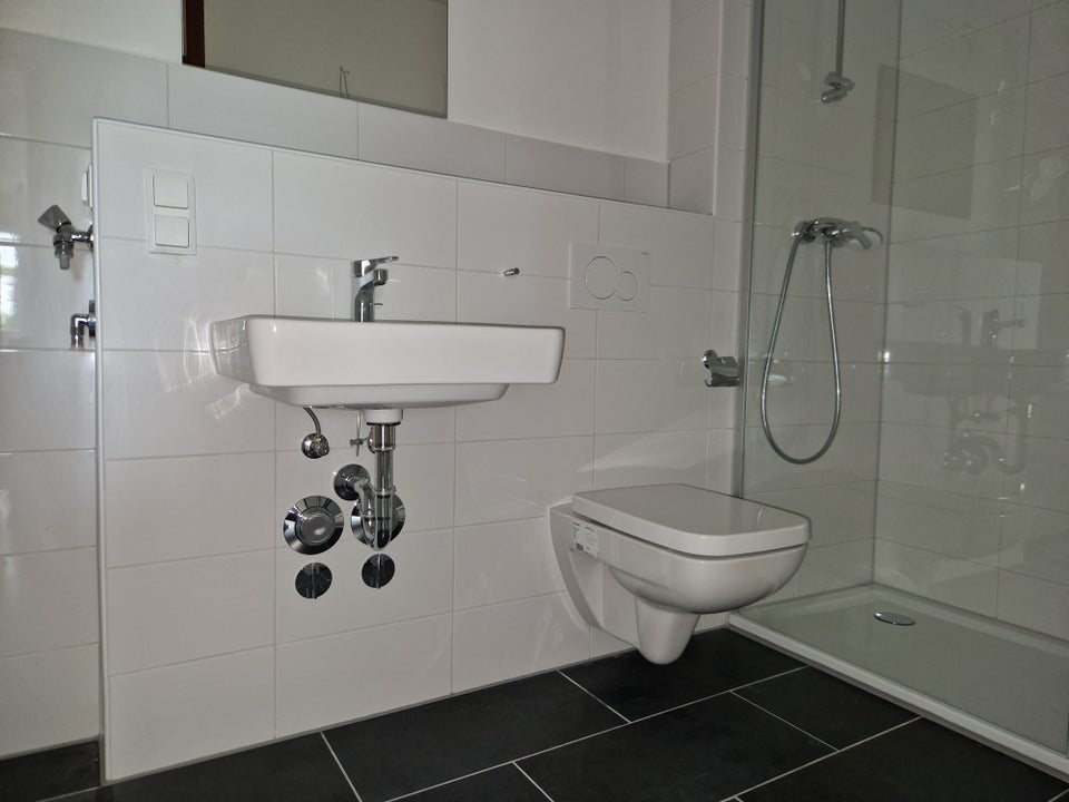 Die gefällt mir: komplett renovierte 3-Zimmer-Wohnung mit Balkon! - Foto 3