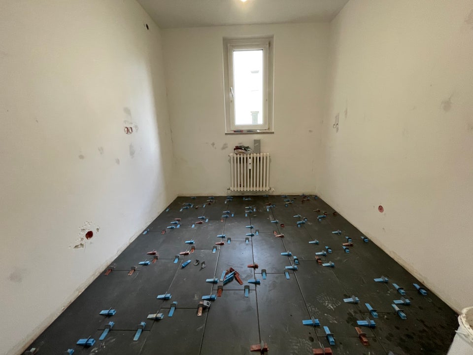 Idyllisch Lage mit viel Grün: Diese frisch renovierte 3-Zimmer-Wohnung wartet auf Sie! - Foto 2