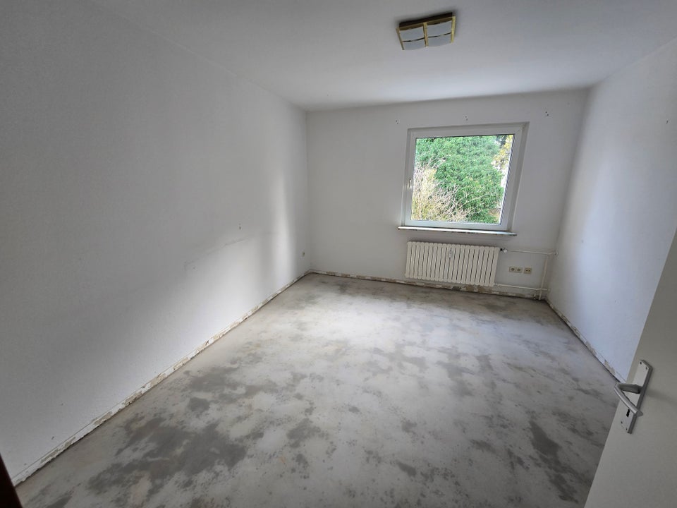 Ruhige Wohnung mit großer Dachterrasse - Frisch saniert - Foto 2