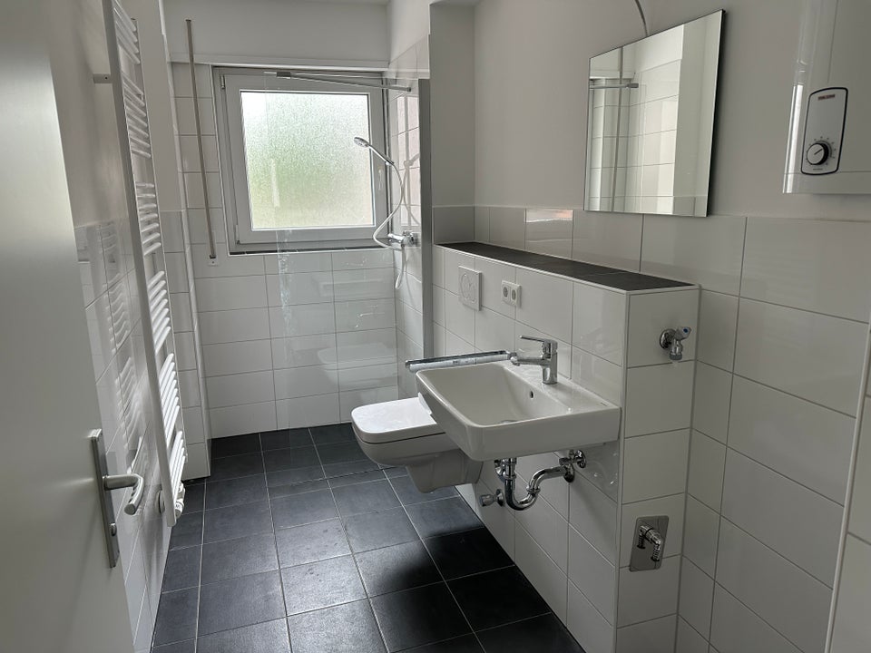 Genial zentral! Wunderschöen 2-Zimmer-Wohnung! - Photo 1